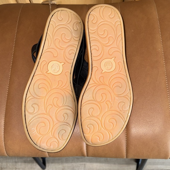 Women’s New with tag BORN sandals black leather 8 M - Picture 3 of 4